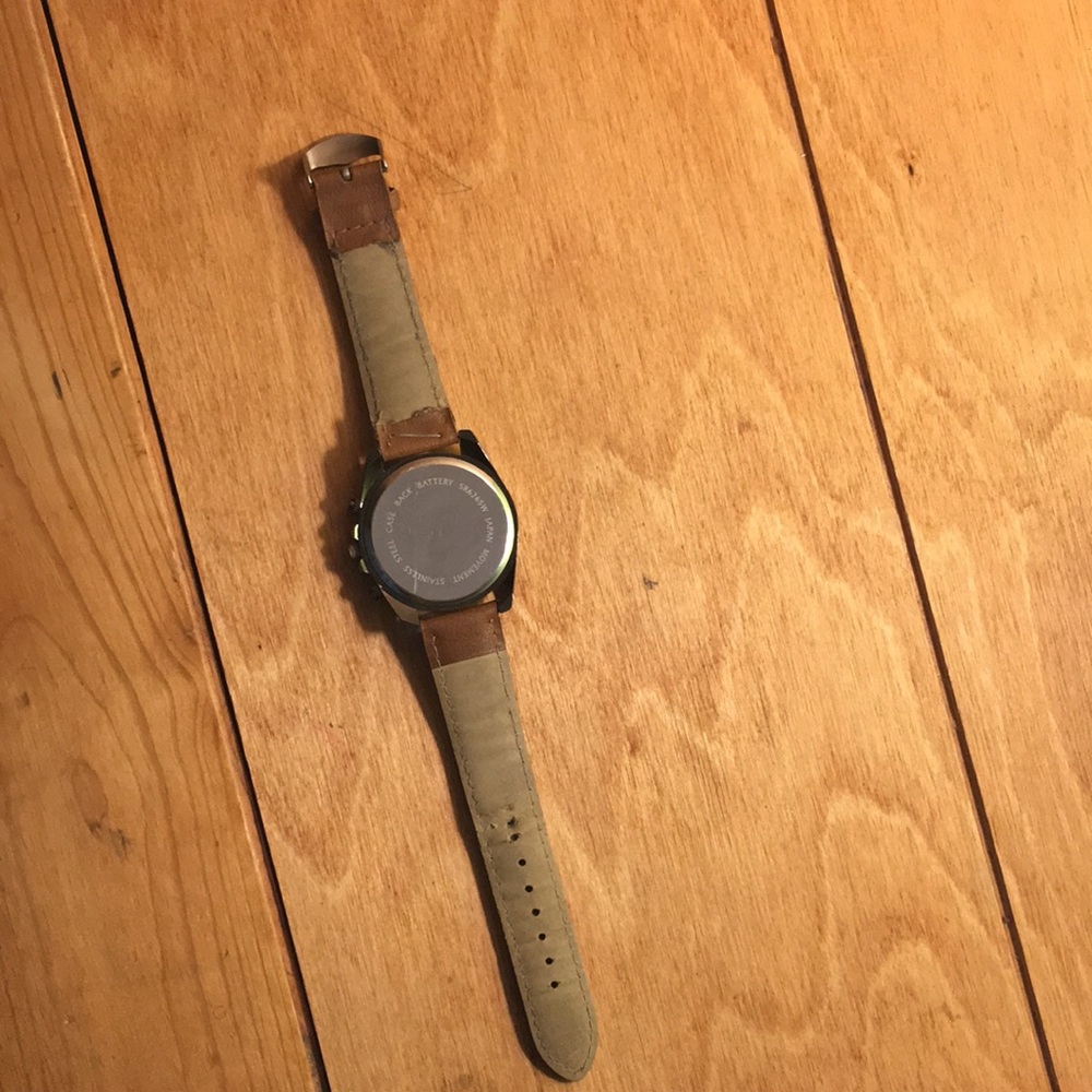 Watch - Picture 2 of 2